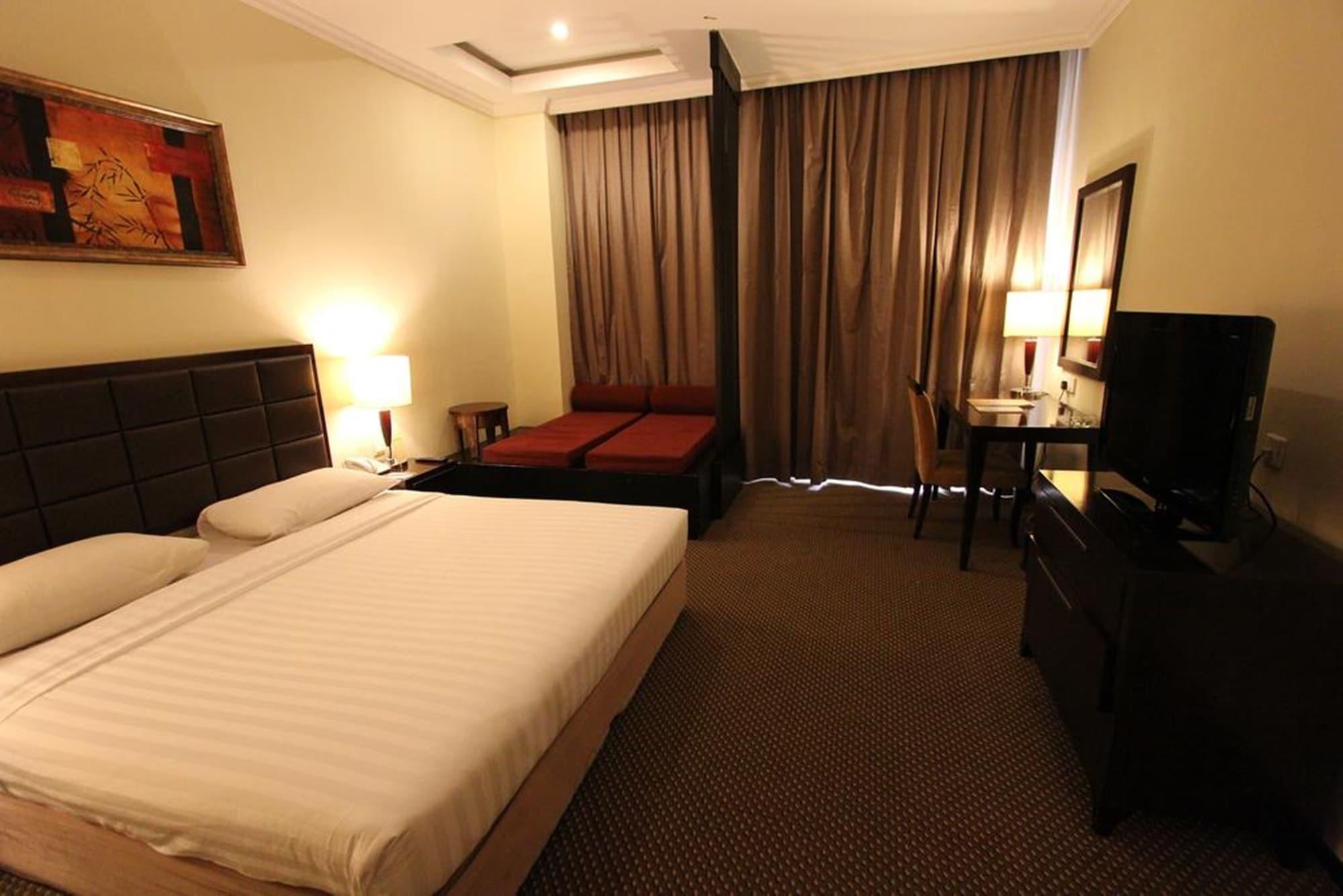 Harmoni One Convention Hotel&Service Apartments Batam Esterno foto