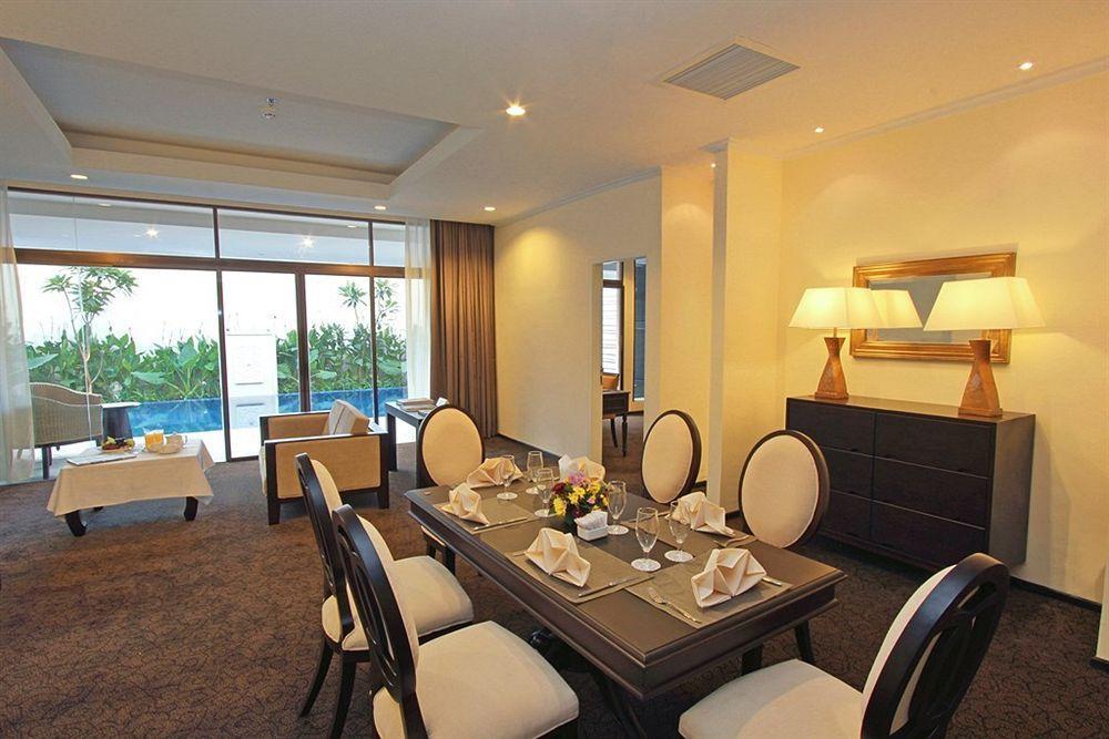 Harmoni One Convention Hotel&Service Apartments Batam Esterno foto