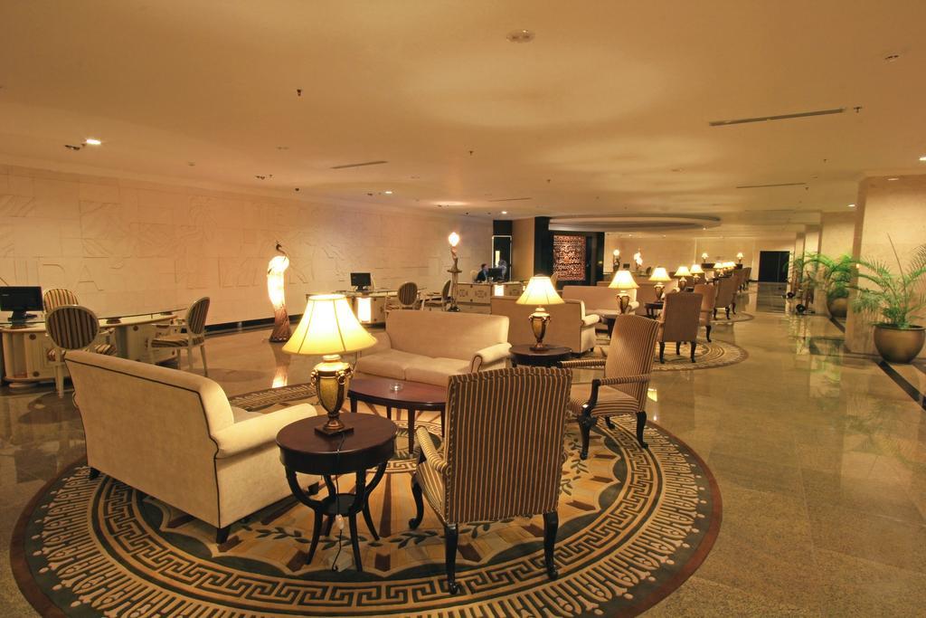 Harmoni One Convention Hotel&Service Apartments Batam Esterno foto