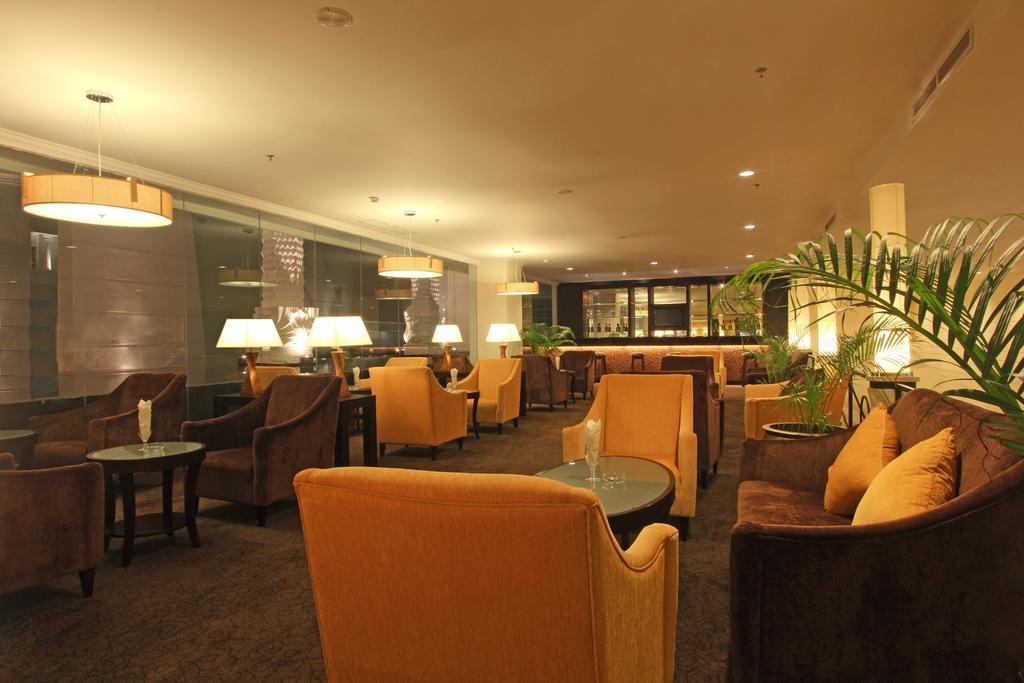 Harmoni One Convention Hotel&Service Apartments Batam Esterno foto