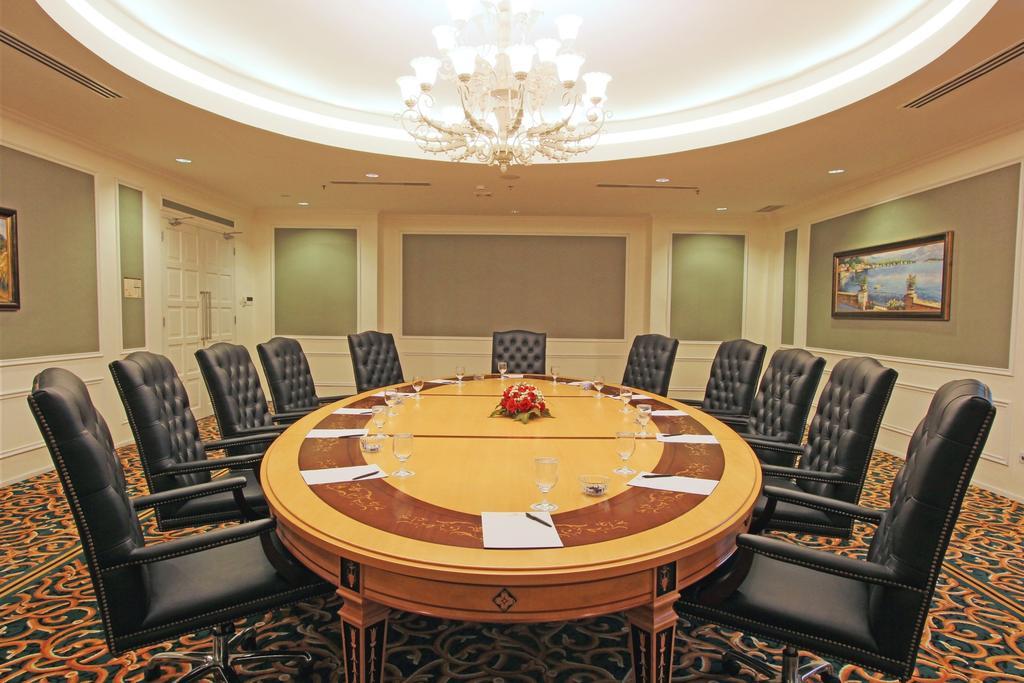 Harmoni One Convention Hotel&Service Apartments Batam Esterno foto