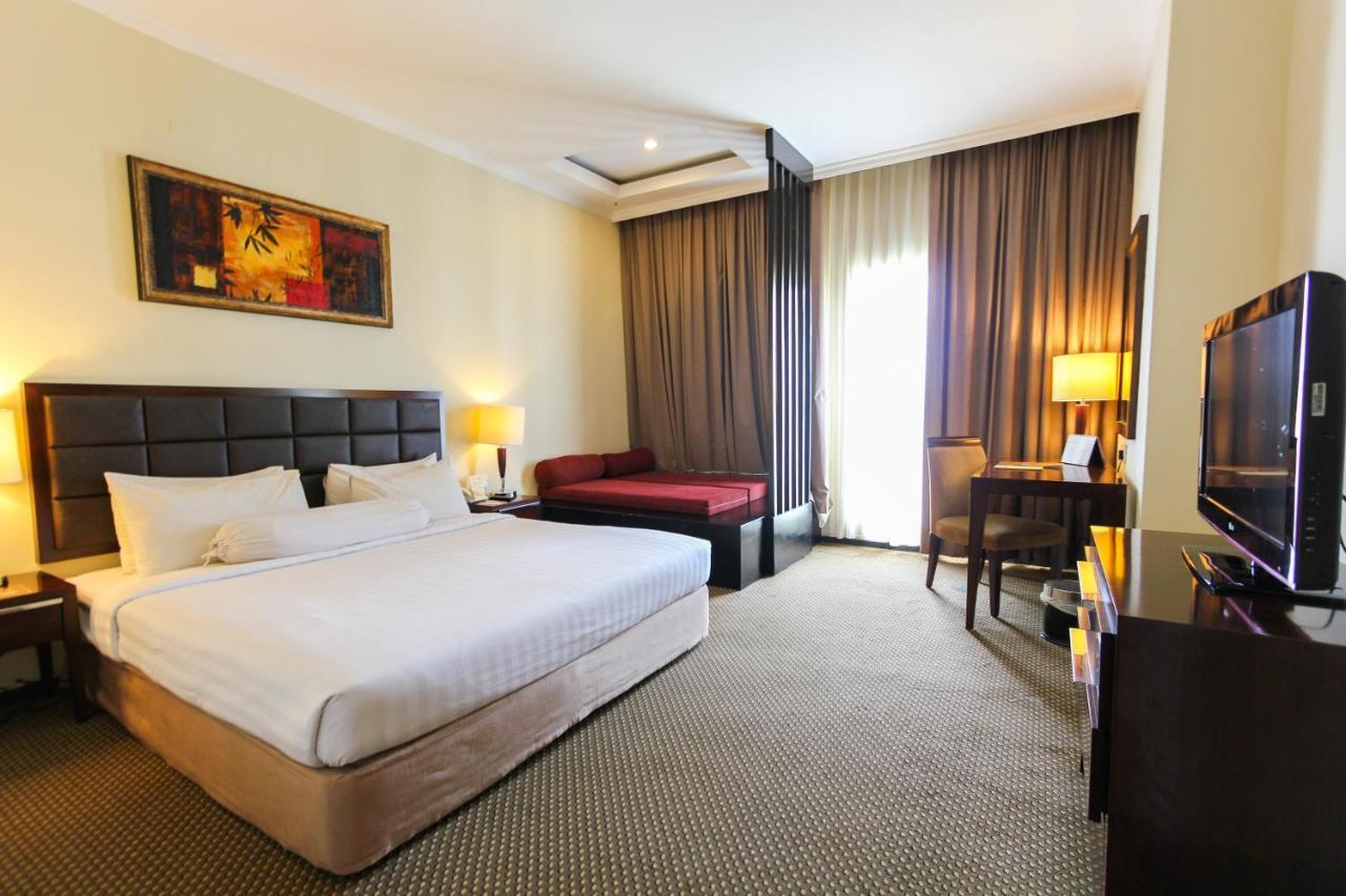 Harmoni One Convention Hotel&Service Apartments Batam Esterno foto